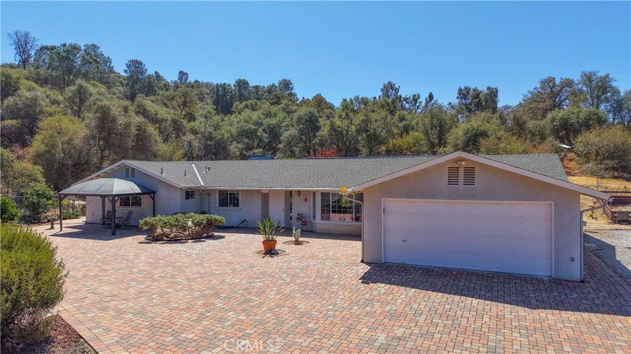 Property photo for 46514 Longview Lane W, Coarsegold, CA