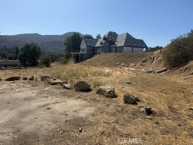 Property photo for 40385 Highway 41, Oakhurst, CA