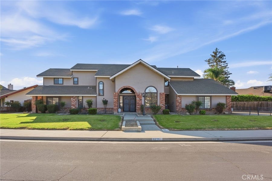 Property photo for 662 S Boyd, Kerman, CA