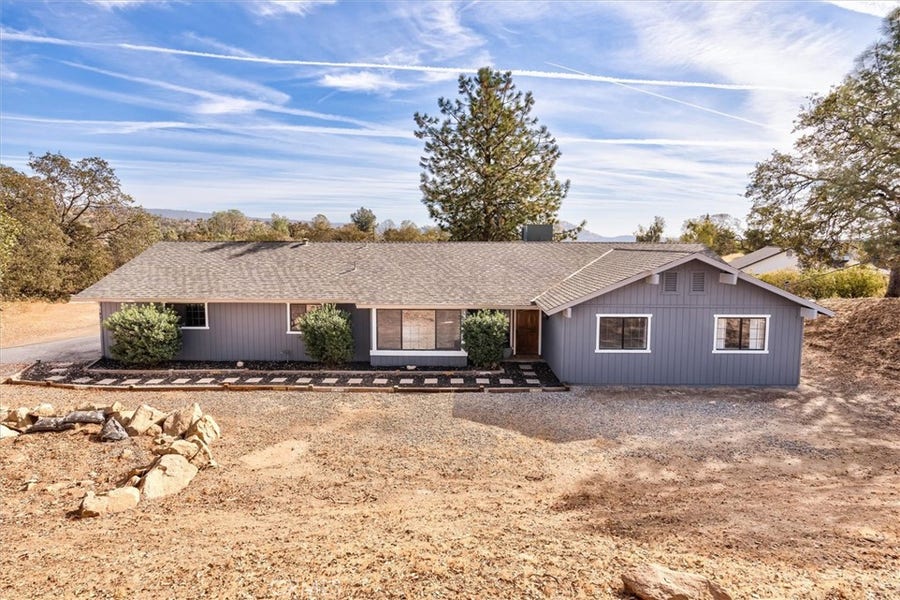 Property photo for 28891 Crystal Springs Court, Coarsegold, CA