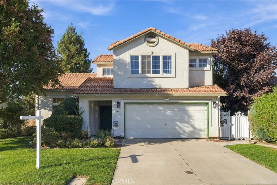 Property photo for 2049 Spy Glass Court, Merced, CA