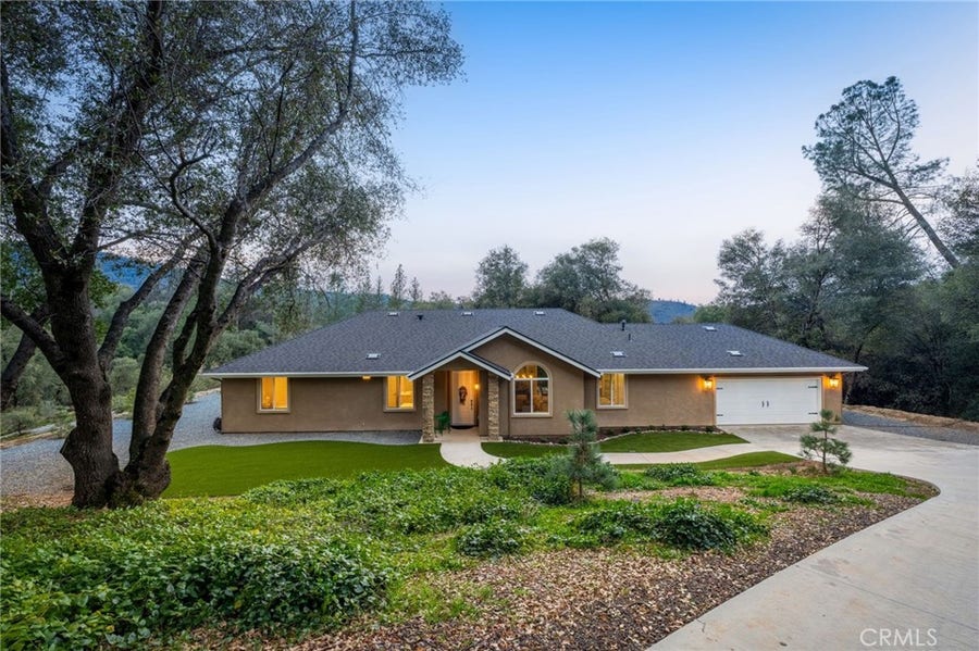 Property photo for 38614 Bon Veu, Oakhurst, CA