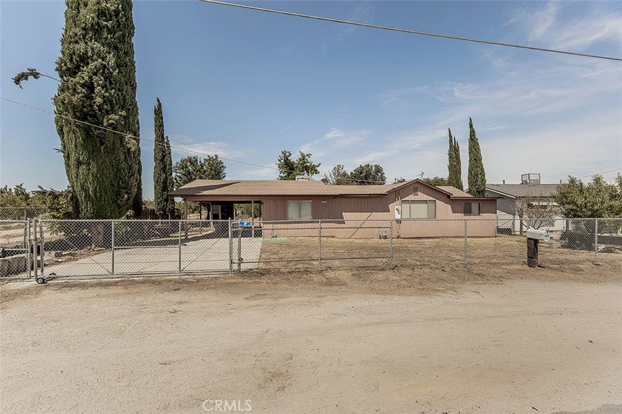 Property photo for 9016 E Dinuba, Selma, CA