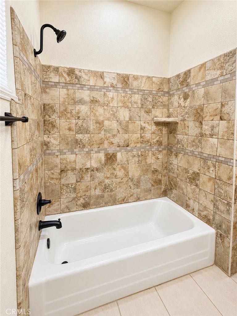 2837 E Grant Avenue, Fresno, CA 93701