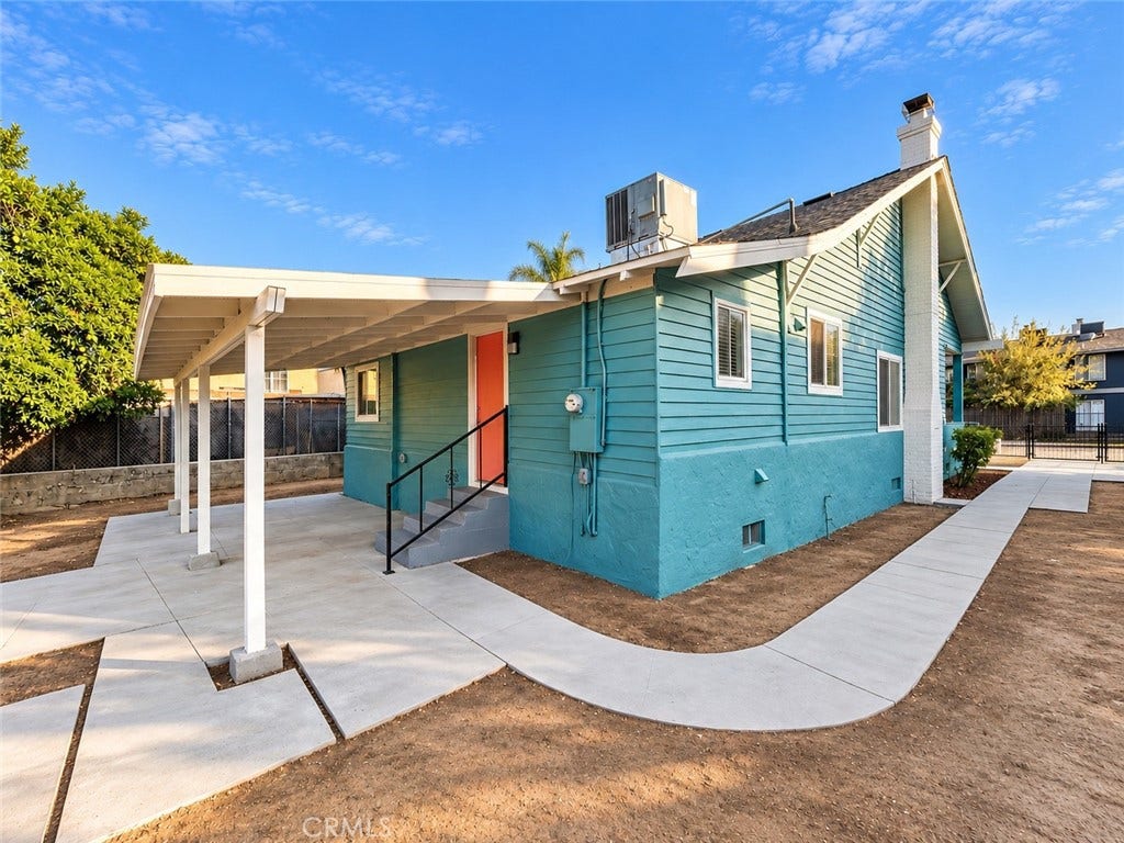 2837 E Grant Avenue, Fresno, CA 93701