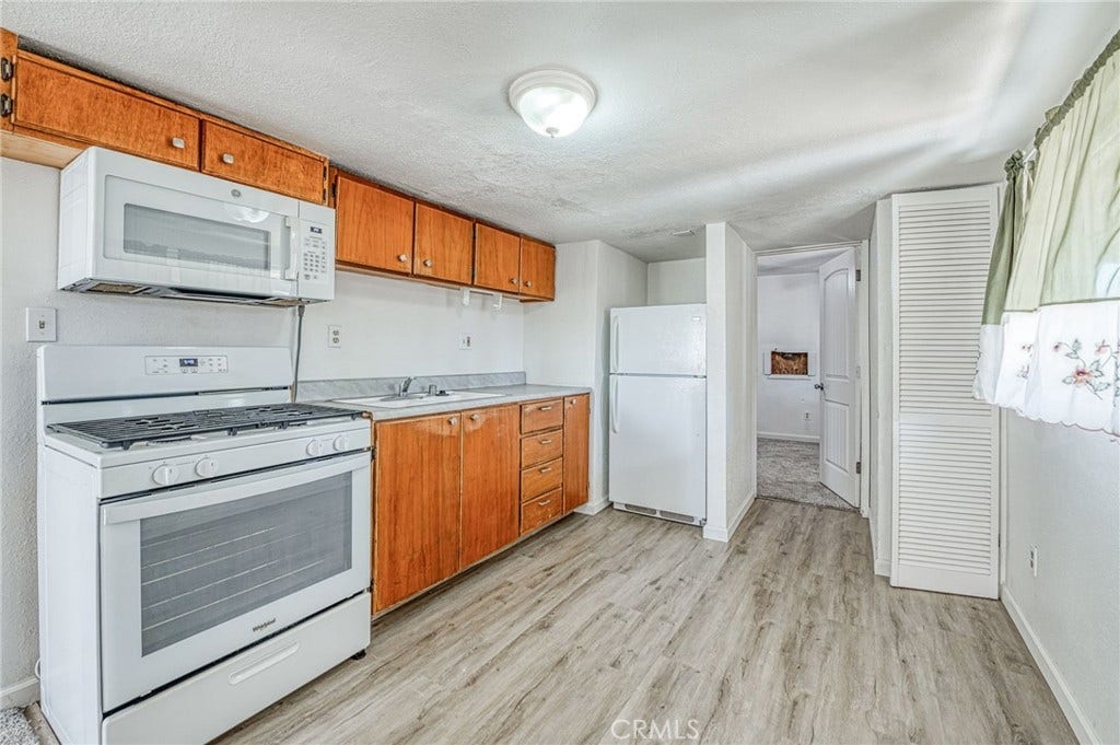 2146 W Dudley, #2, Fresno, CA 93728 Kitchen ADU