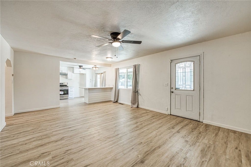 2146 W Dudley, #2, Fresno, CA 93728 2146 W Dudley, #2, Fresno, CA 93728
