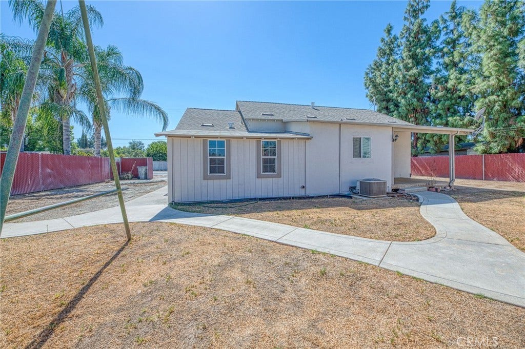 2146 W Dudley, #2, Fresno, CA 93728 2146 W Dudley, #2, Fresno, CA 93728