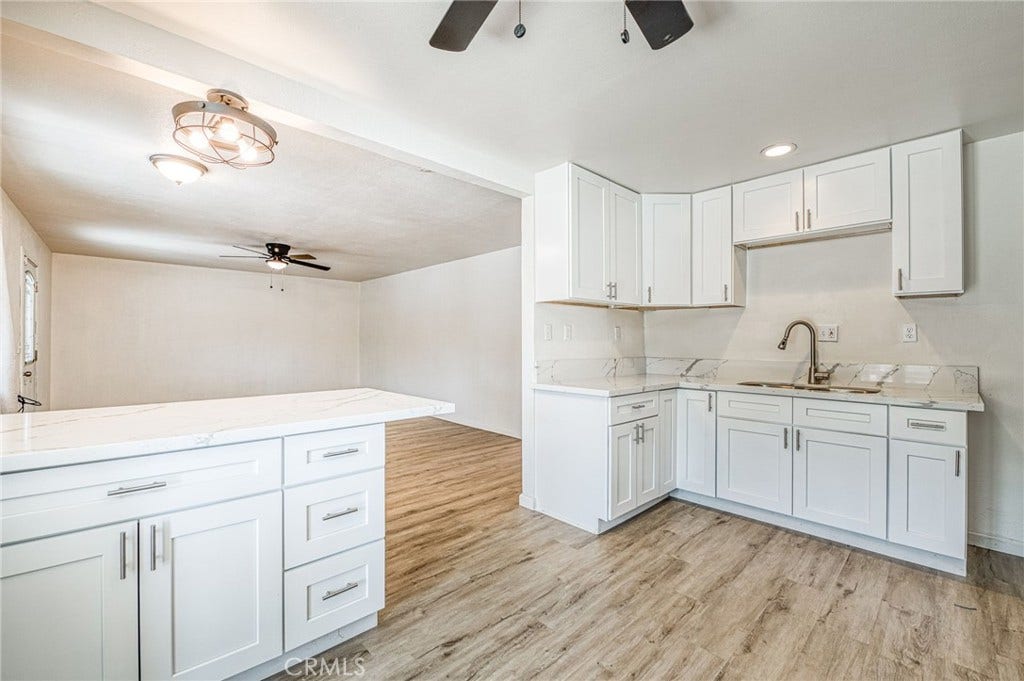 2146 W Dudley, #2, Fresno, CA 93728 2146 W Dudley, #2, Fresno, CA 93728