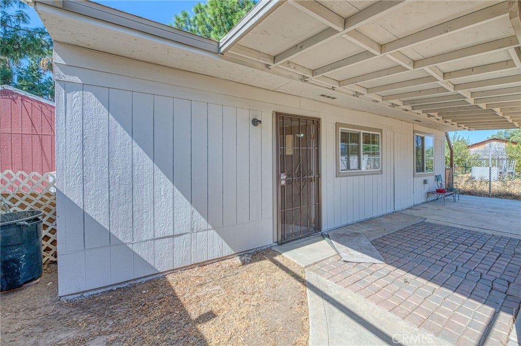 2146 W Dudley, #2, Fresno, CA 93728 Back house