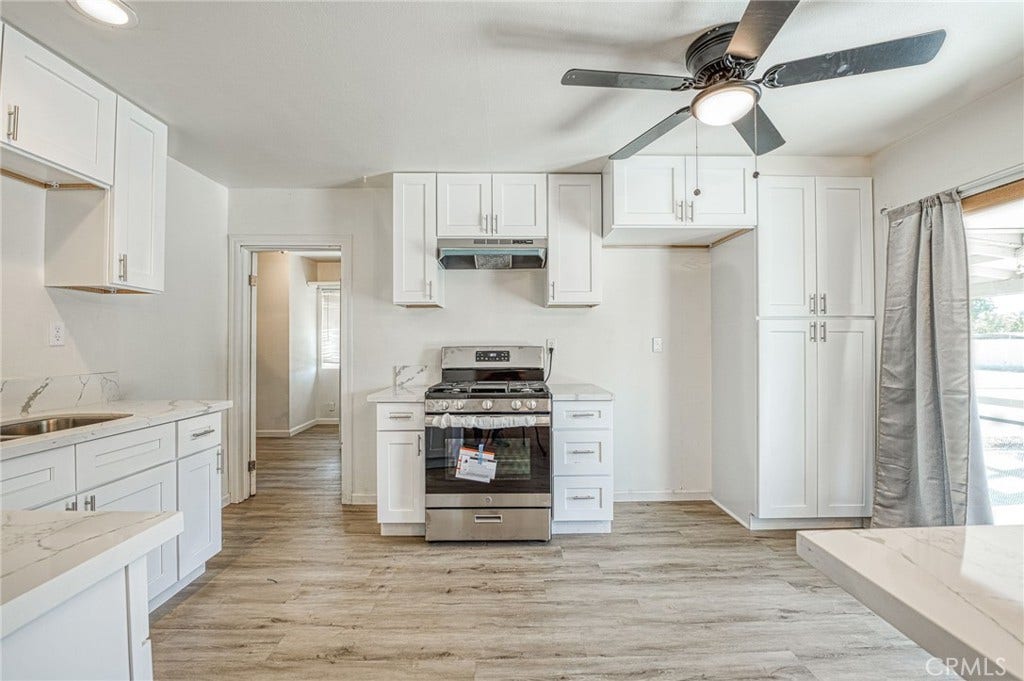 2146 W Dudley, #2, Fresno, CA 93728 2146 W Dudley, #2, Fresno, CA 93728