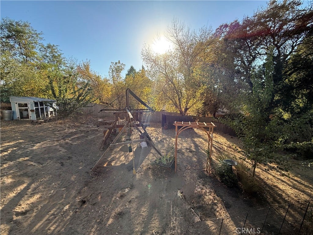 49714 Pierce, Oakhurst, CA 93644 49714 Pierce, Oakhurst, CA 93644