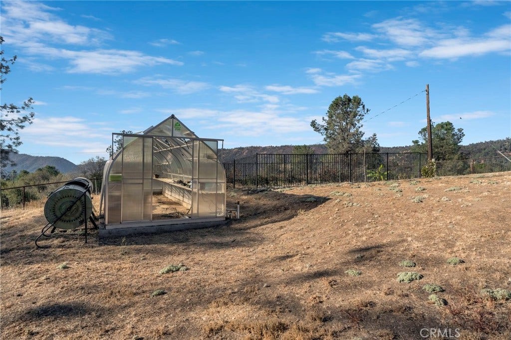 43980 Highway 49, Ahwahnee, CA 93601 43980 Highway 49, Ahwahnee, CA 93601