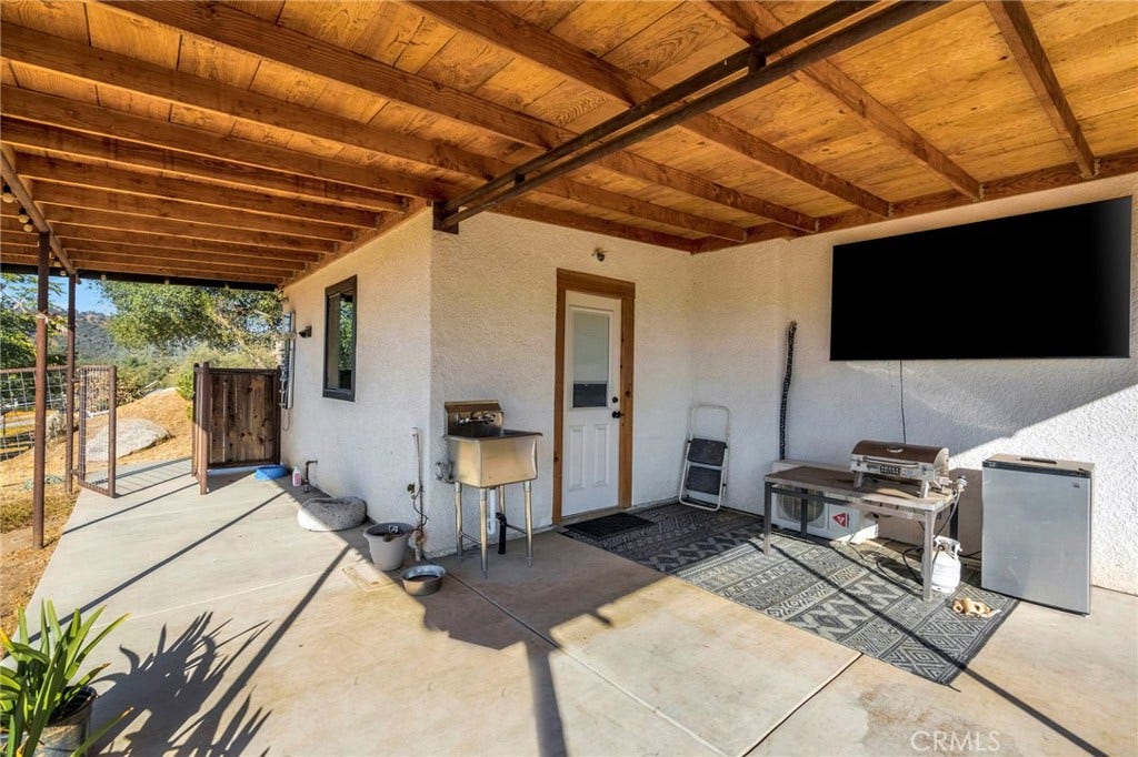 43980 Highway 49, Ahwahnee, CA 93601 43980 Highway 49, Ahwahnee, CA 93601