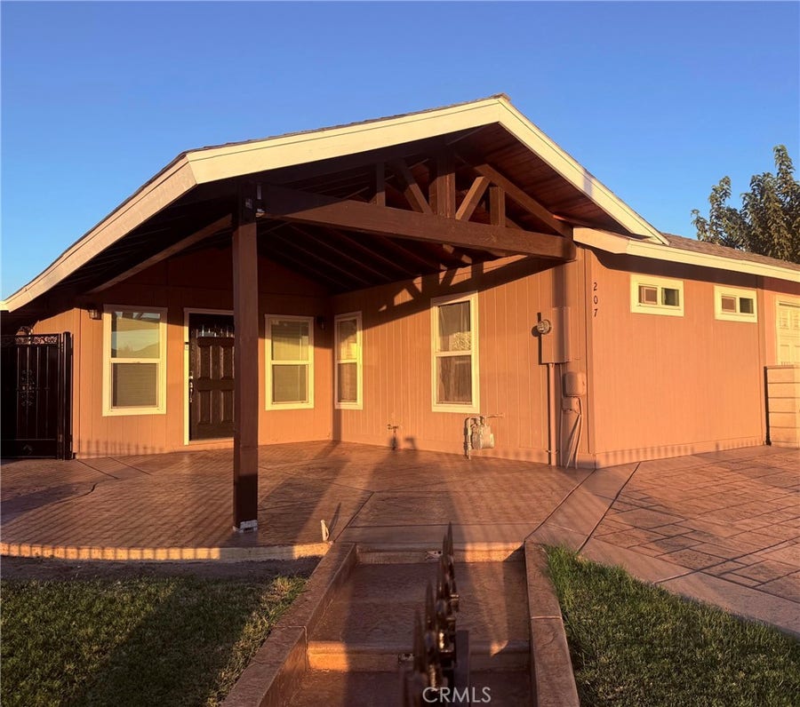 Property photo for 207 I, Mendota, CA