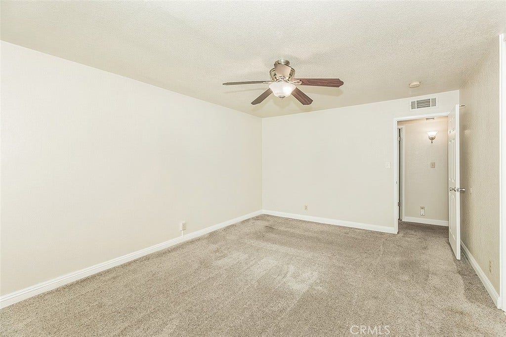 5138 E Ashlan, #127, Fresno, CA 93612