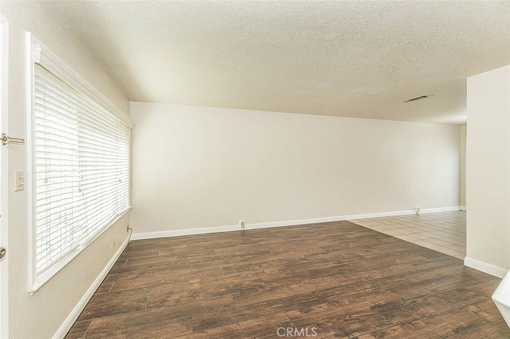 5138 E Ashlan, #127, Fresno, CA 93612
