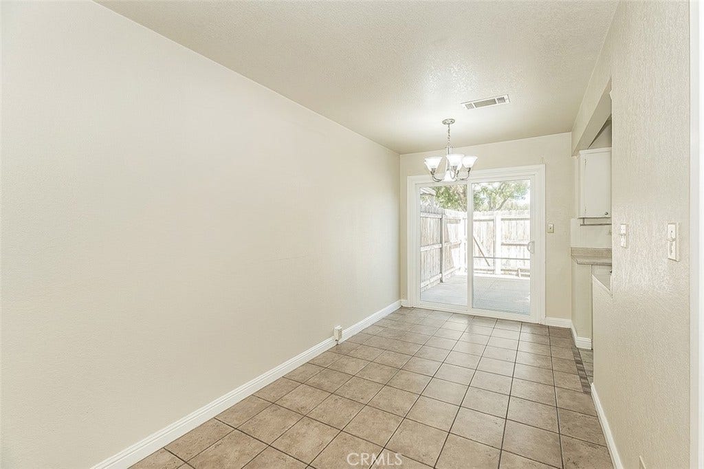 5138 E Ashlan, #127, Fresno, CA 93612