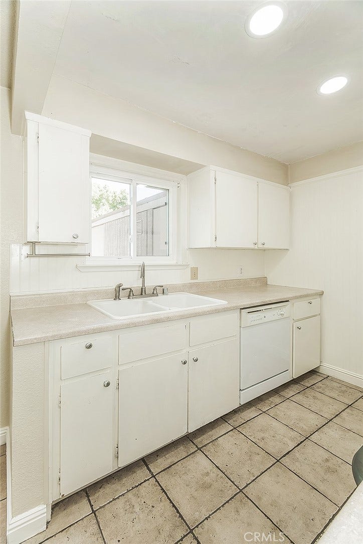 5138 E Ashlan, #127, Fresno, CA 93612