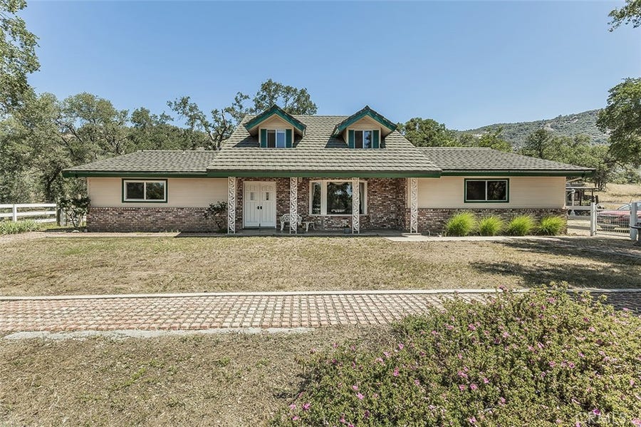 Property photo for 35477 Qualls Prather, Auberry, CA