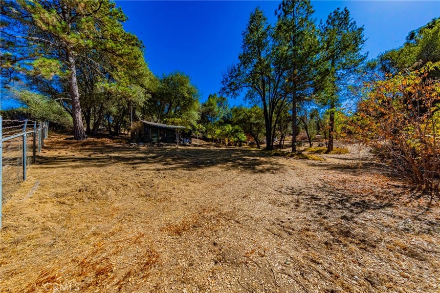Property photo for 0 Daisy Lane, Oakhurst, CA