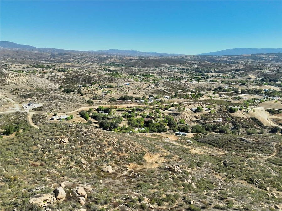 Property photo for 17 Remuda Drive, Temecula, CA