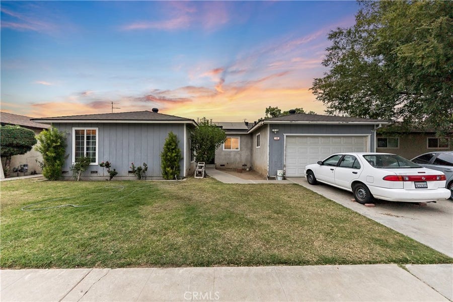 Property photo for 119 W Norwich Avenue, Clovis, CA