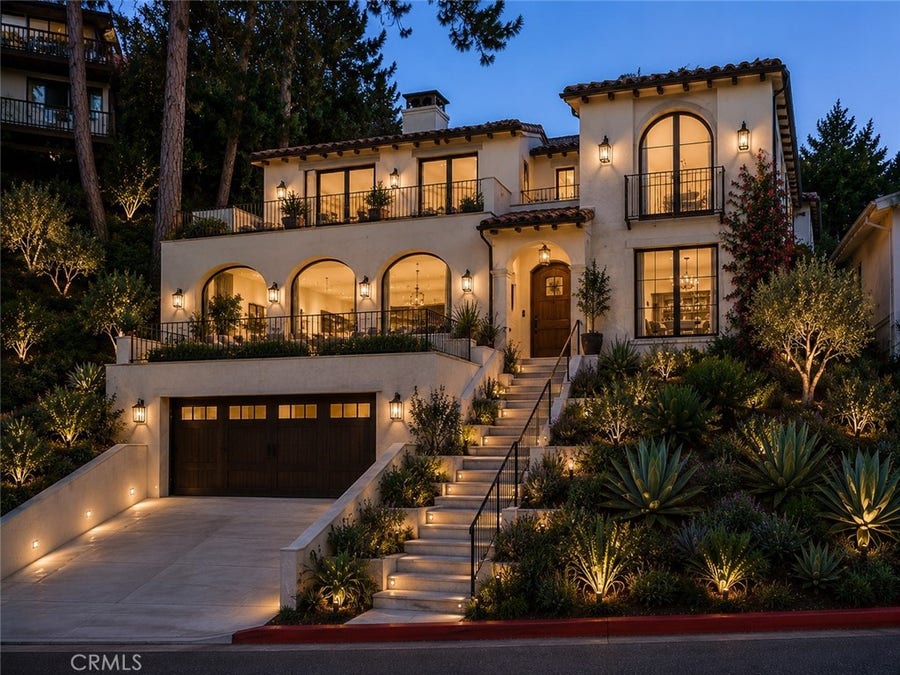 Property photo for 1112 VINCENT Way, Glendale, CA