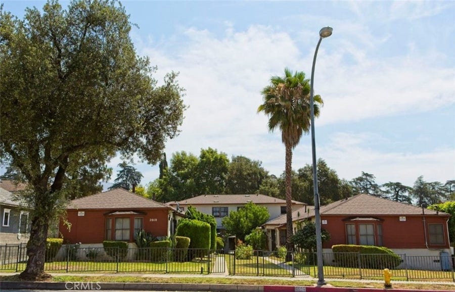 Property photo for 2010 N Los Robles Avenue, Pasadena, CA
