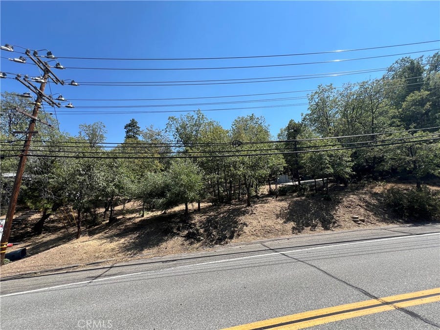 Property photo for 28195 N Bay Road, Lake Arrowhead, CA