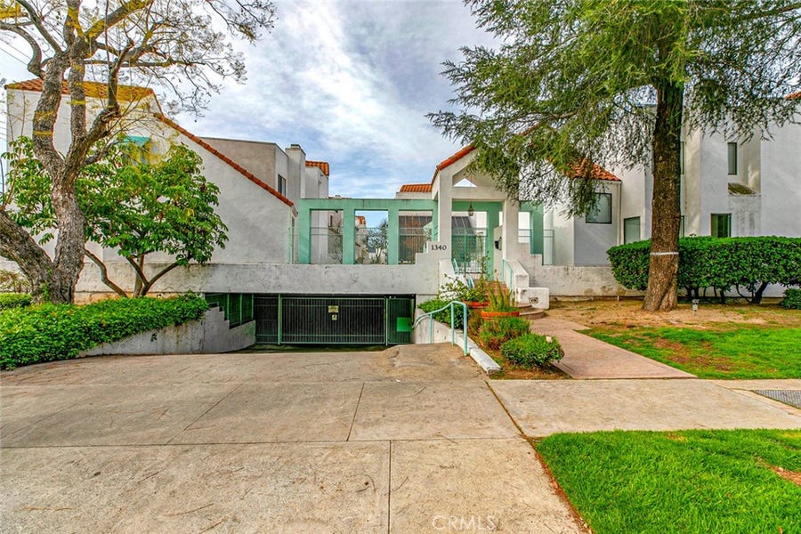 Property photo for 1340 Glenwood Road, #4, Glendale, CA