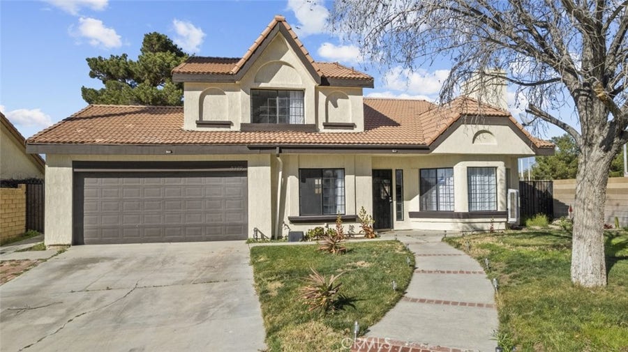 Property photo for 5389 Evergem Avenue, Palmdale, CA