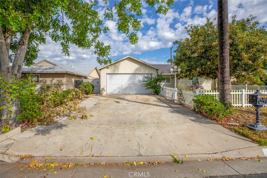Property photo for 1029 E Galatea, Azusa, CA