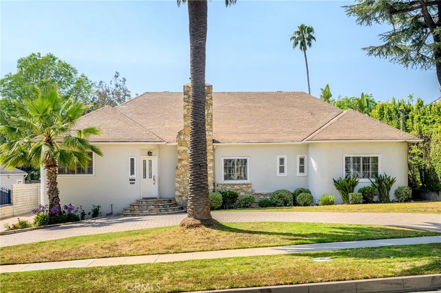Property photo for 1635 Grandview Avenue, Glendale, CA