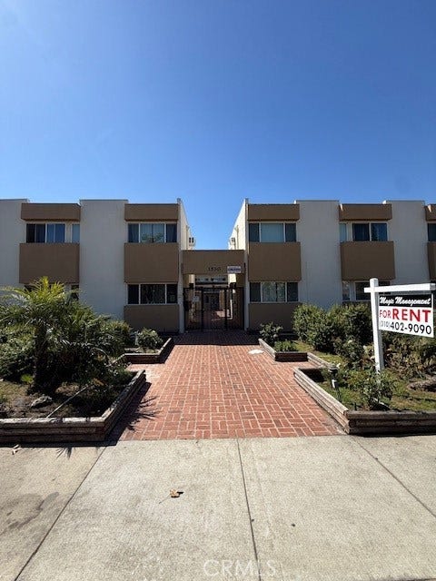 Property photo for 1530 E Broadway, Glendale, CA