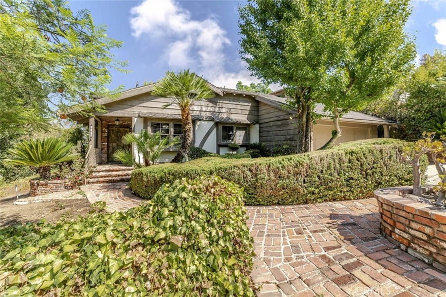 Property photo for 3852 Eureka Drive, Studio City, CA