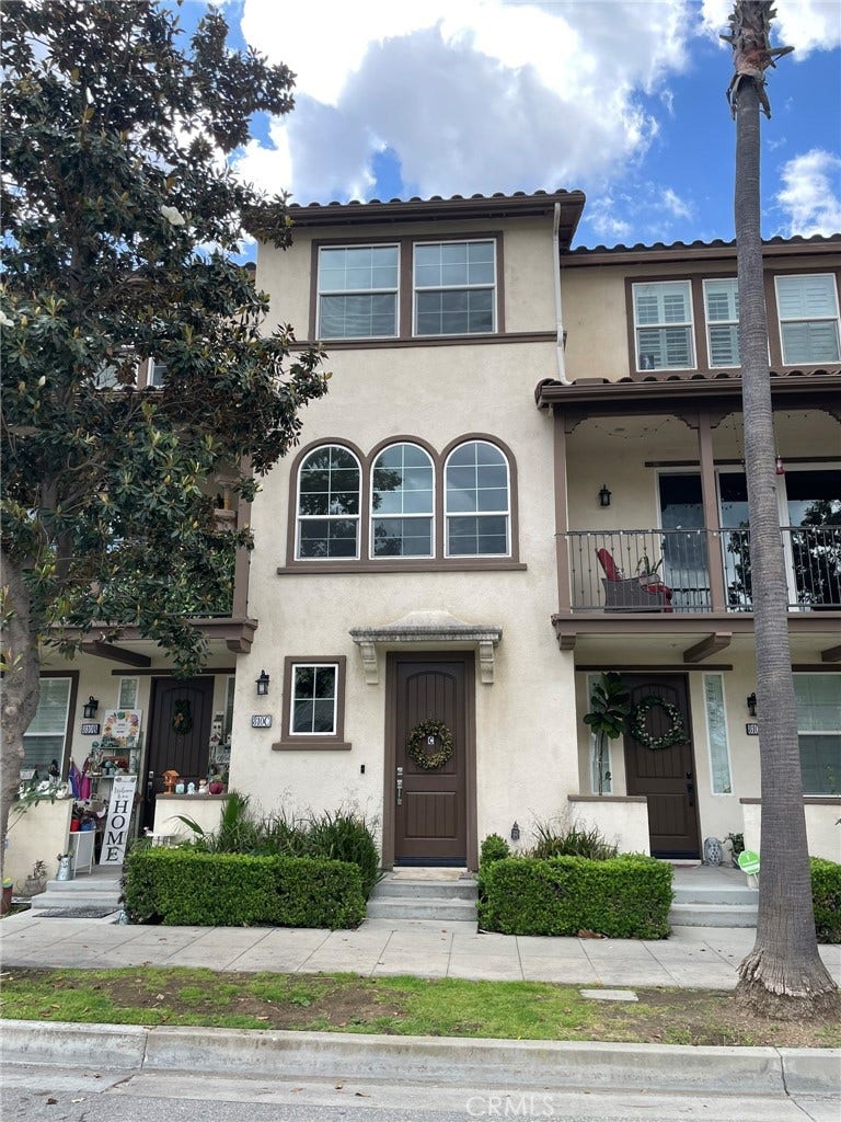 Property photo for 810 E Promenade Court, #C, Azusa, CA