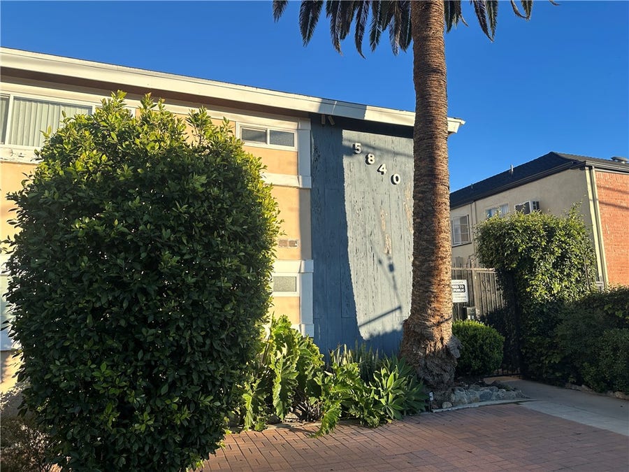 Property photo for 5840 Hazeltine, Van Nuys, CA