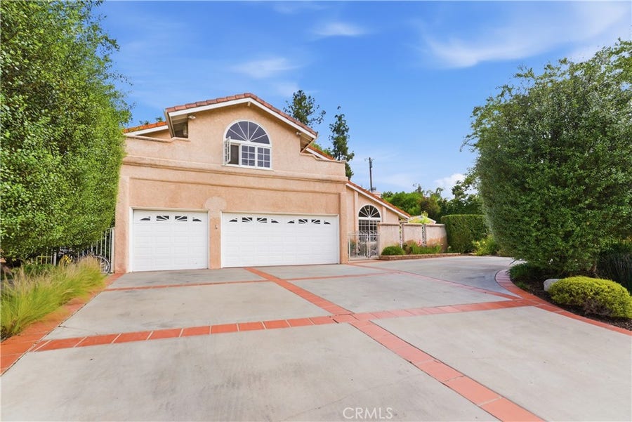 Property photo for 19511 Rosita, Tarzana, CA