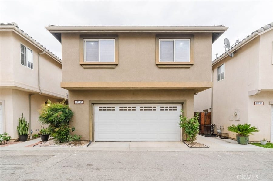 Property photo for 13714 Deane Lane, Sylmar, CA