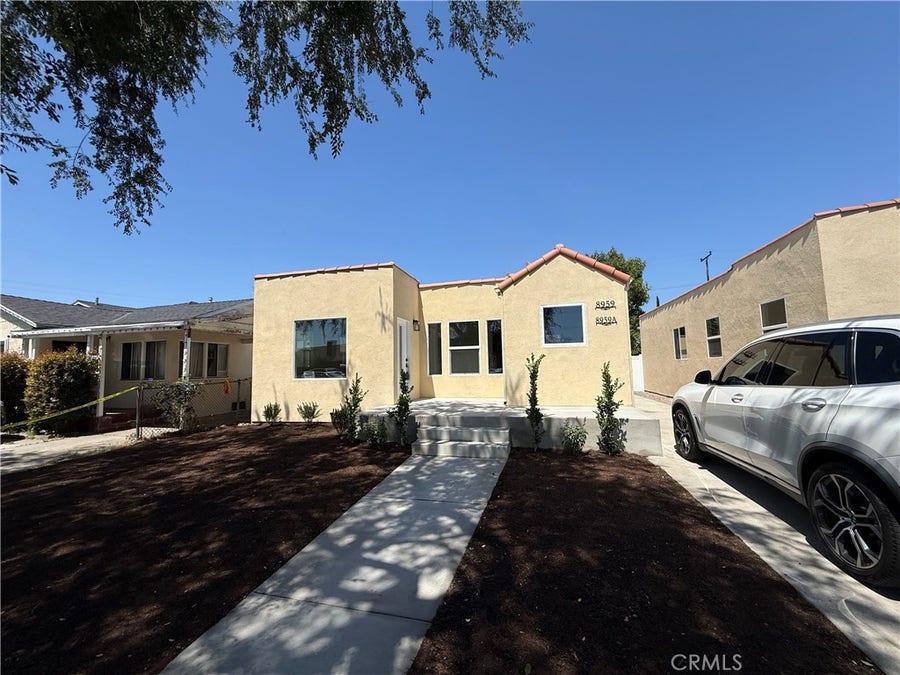 Property photo for 8959 San Luis, South Gate, CA