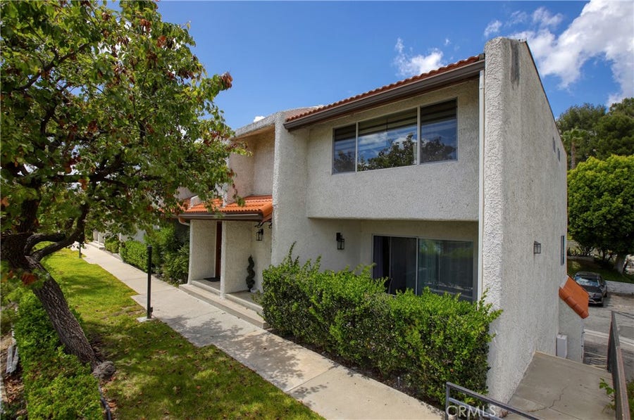 Property photo for 9560 Via Bernardo, Burbank, CA
