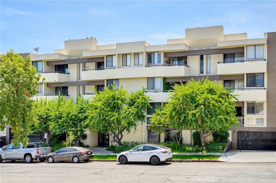 Property photo for 1305 N Columbus Avenue, #109, Glendale, CA