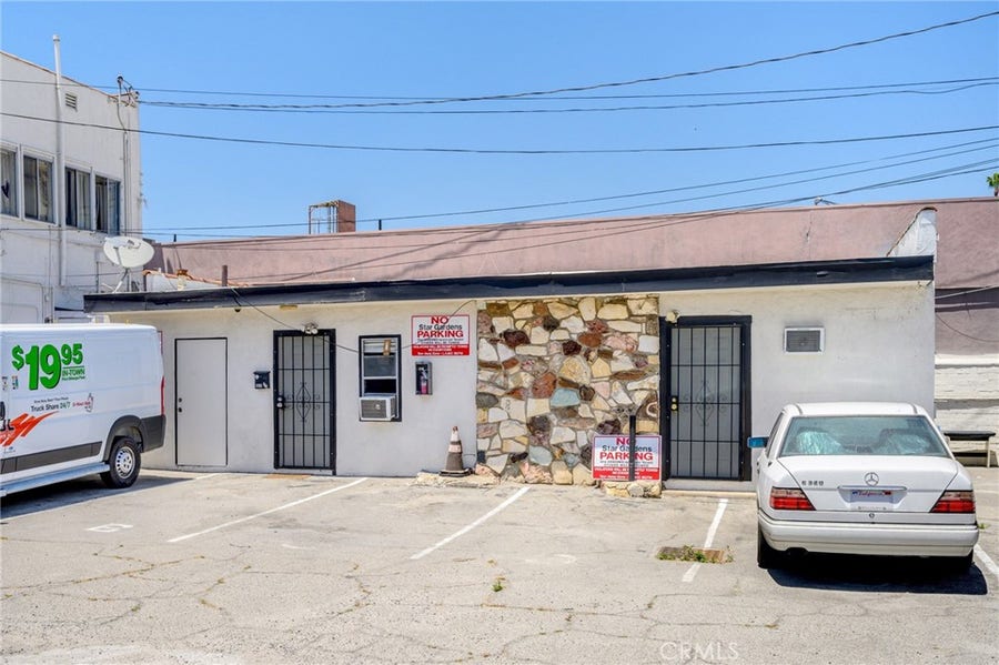 Property photo for 6634 Lankershim Boulevard, #1/2, North Hollywood, CA