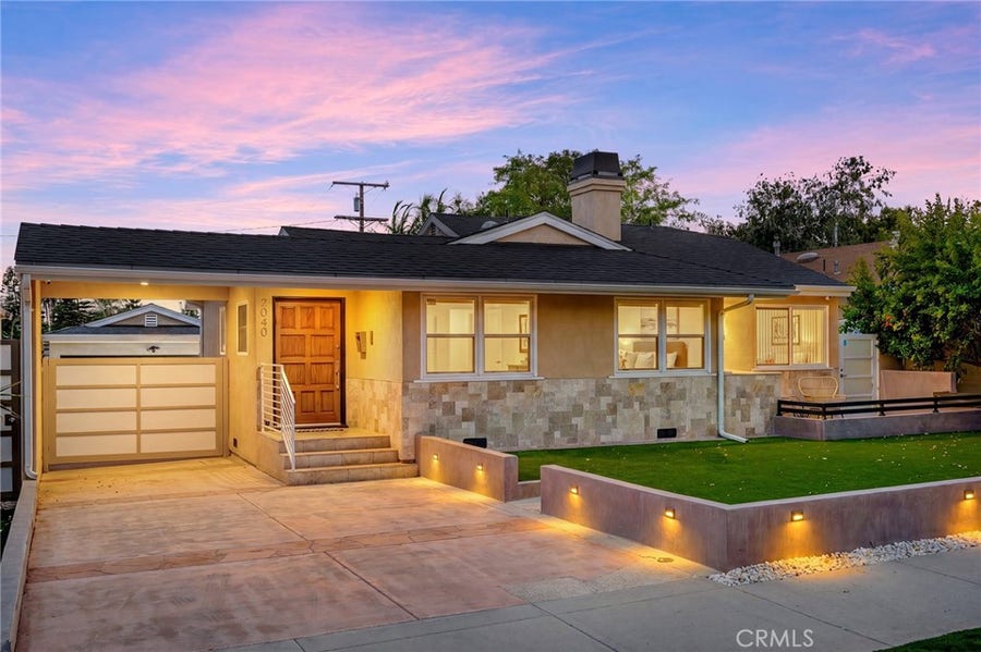 Property photo for 2040 W Kenneth Road, Glendale, CA