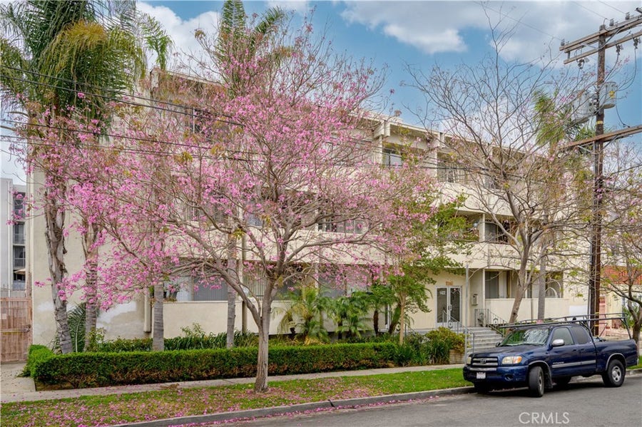 Property photo for 1422 N Curson Avenue, #1, Los Angeles, CA