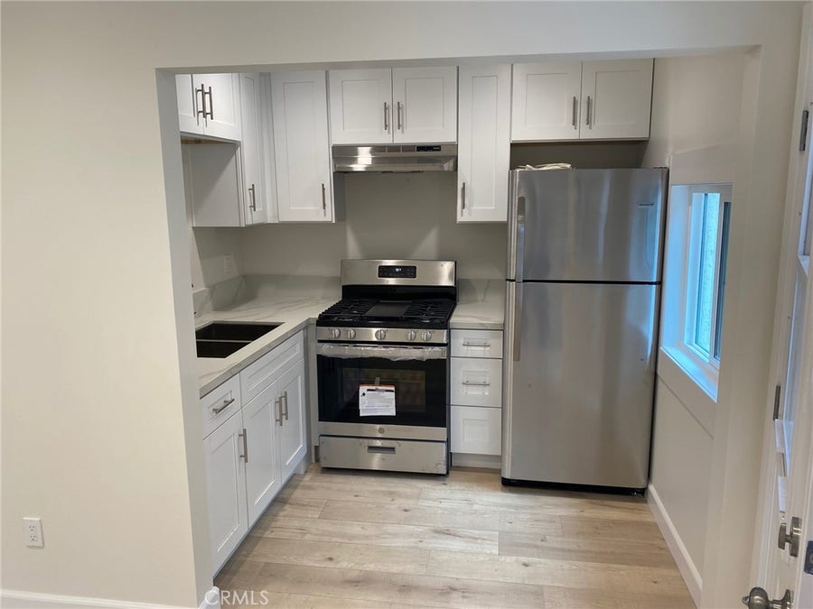 Property photo for 900 E Garfield Avenue, #C, Glendale, CA