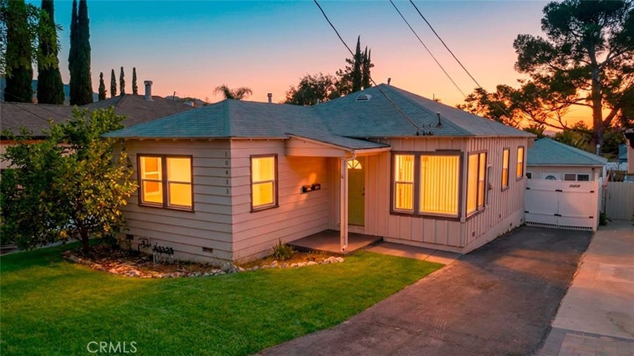 Property photo for 10423 Mcclemont Avenue, Tujunga, CA