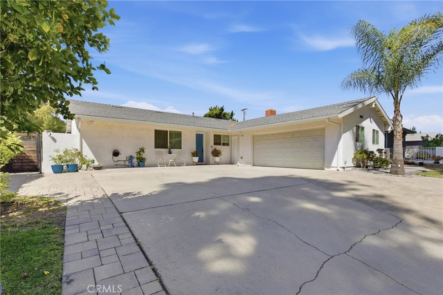 Property photo for 11637 Prager, Lakeview Terrace, CA