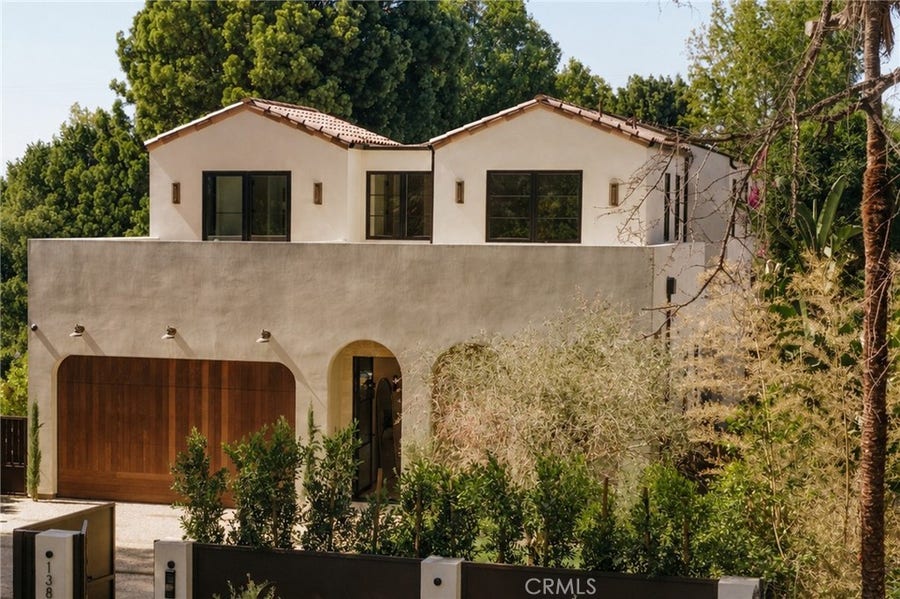 Property photo for 13853 Chandler, Sherman Oaks, CA